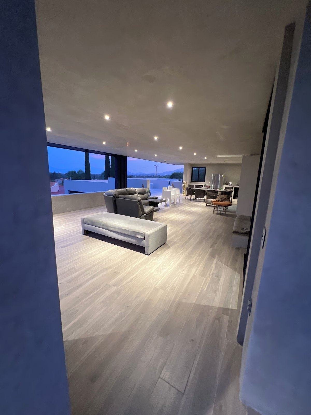 The house, 077