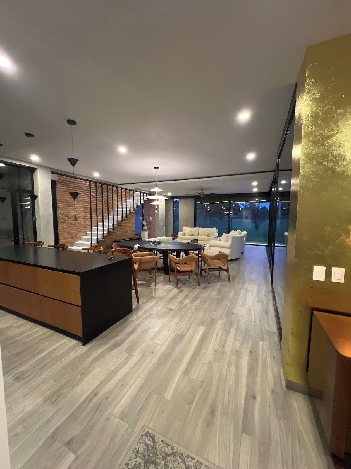 Kitchen and living